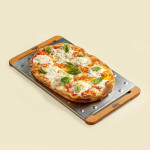 pinsa-margherita-cu-stracciatellaa