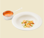 gazpacho-de-rosii-cu-avocado-si-creveti